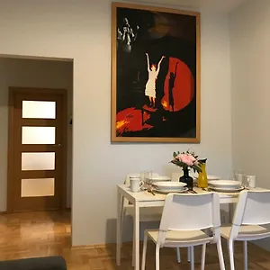 Apartament Admatch Hoża Center Metro, Warszawa