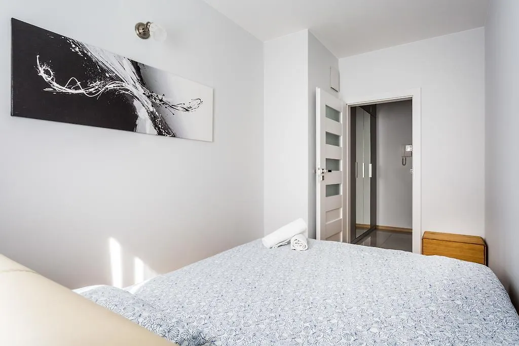 Executive Suites Galeria Park Varsóvia Apartamento