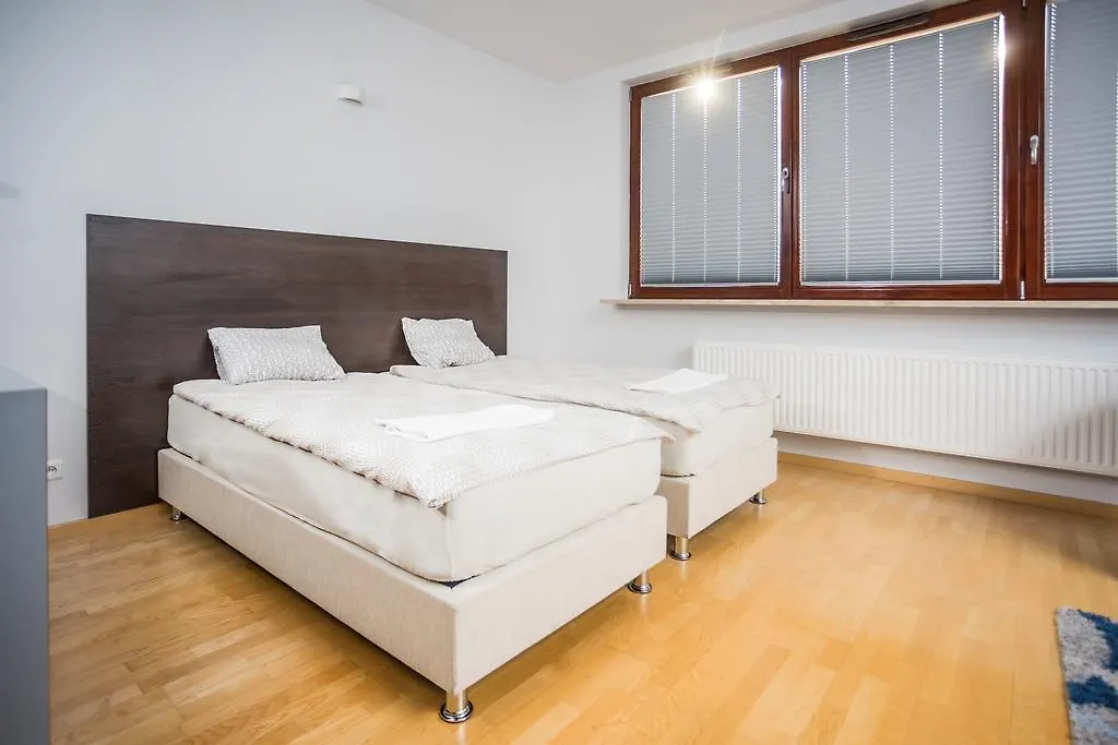 Apartamento Executive Suites Galeria Park Varsóvia Polónia