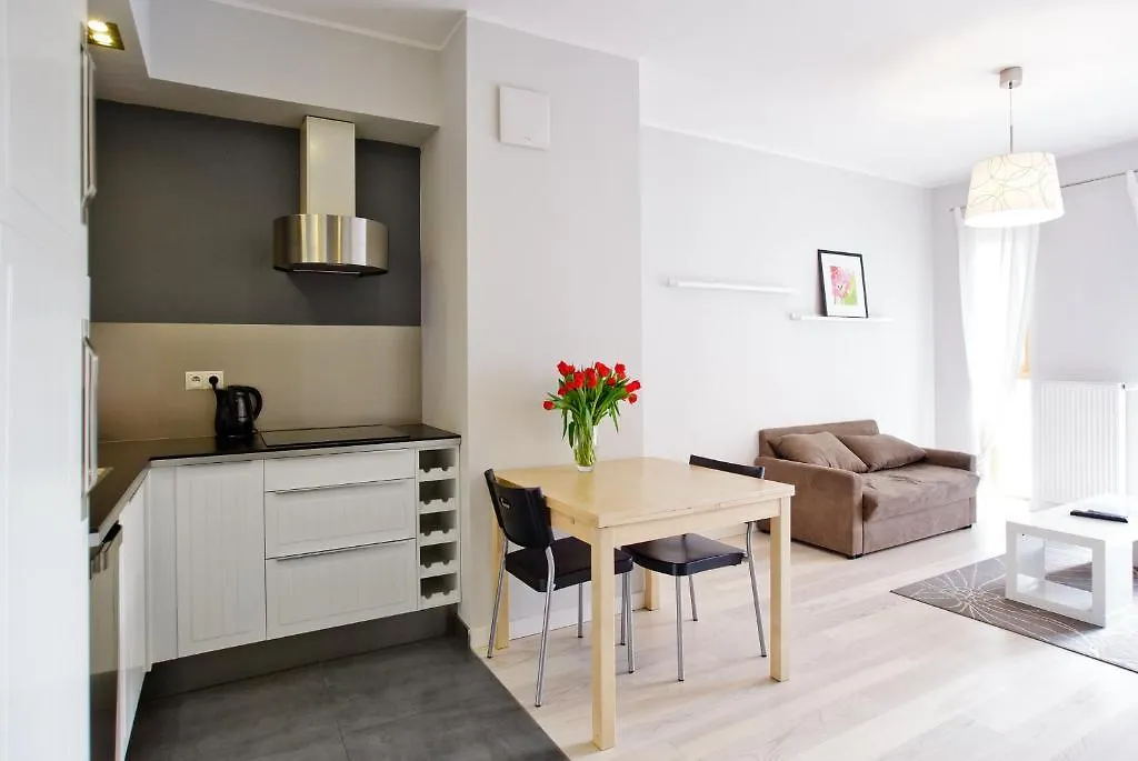 Executive Suites Galeria Park Varsóvia Apartamento